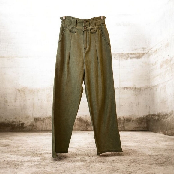 FREE PEOPLE One Way High Waist Cargo Army Olive Pleated Pants Size 2 - Picture 16 of 16